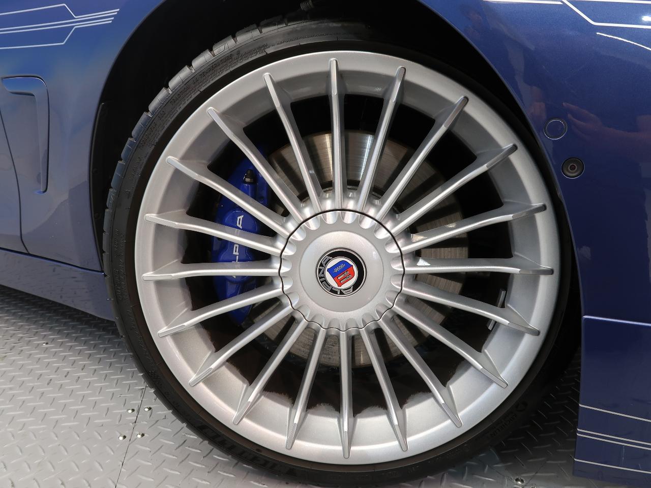 スタイリングは確かにBMWとほぼ同じ。 しかしそれだけに留まらない 