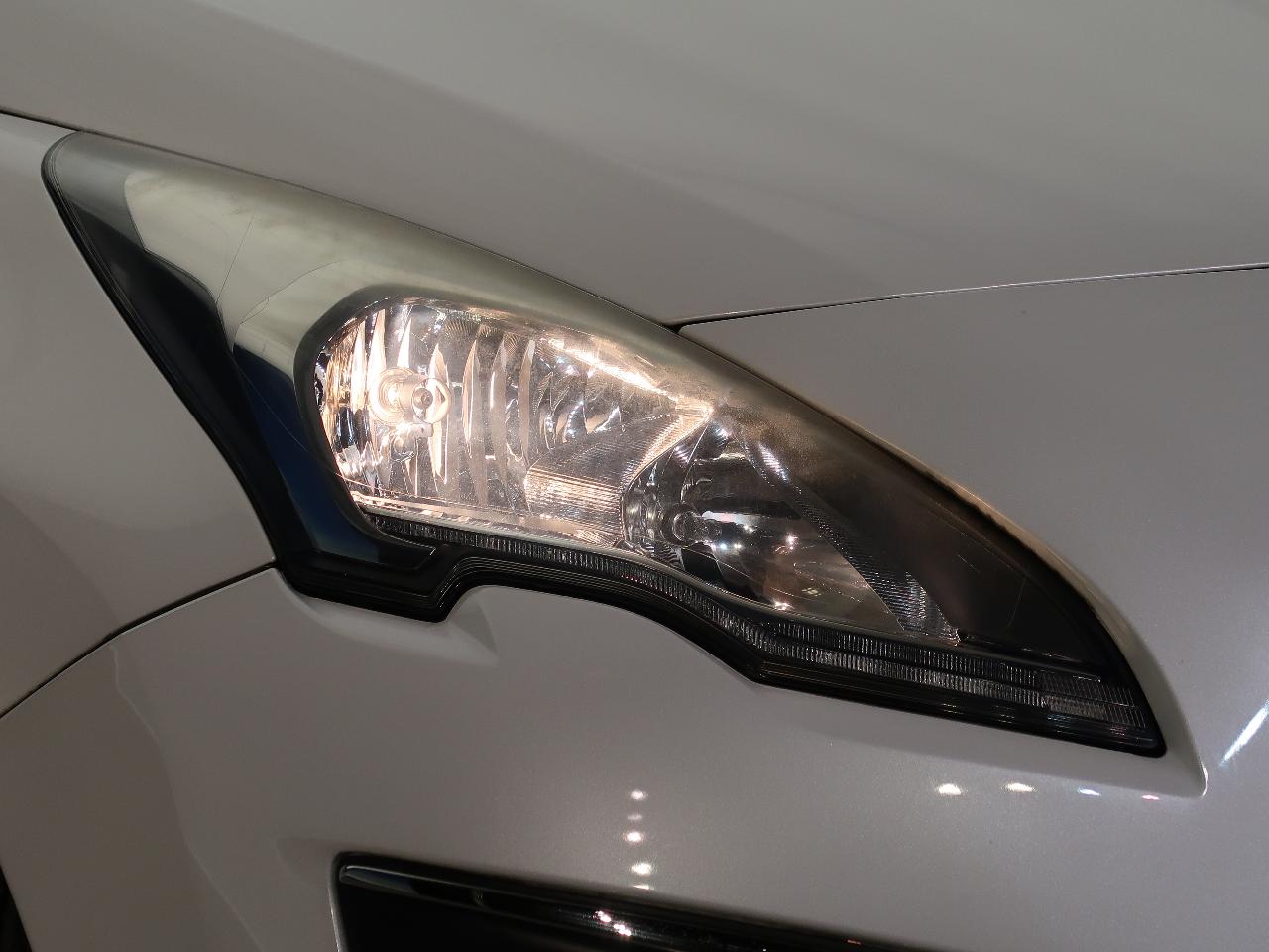 プジョー初のクロスオーバーsuv 3008ってどんなクルマ 輸入車 外車の中古車探しなら ユニバース