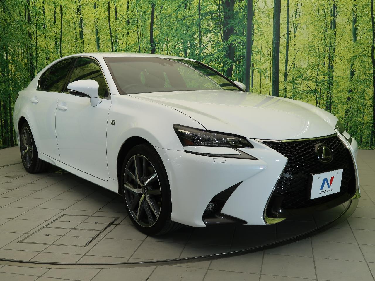 レクサスのミドルサイズセダン 4代目gsを解説 輸入車 外車の中古車探しなら ユニバース