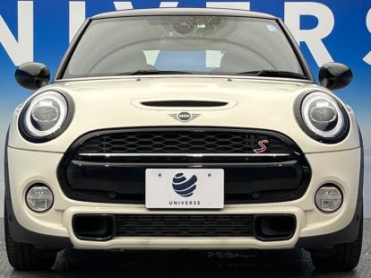 輸入車 外車の中古車探しなら ユニバース Universe